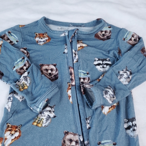 Posh Peanut Bamboo Wolf Bear Raccoon Double Zipper Footed Sleeper Footie Pajama - Picture 2 of 9
